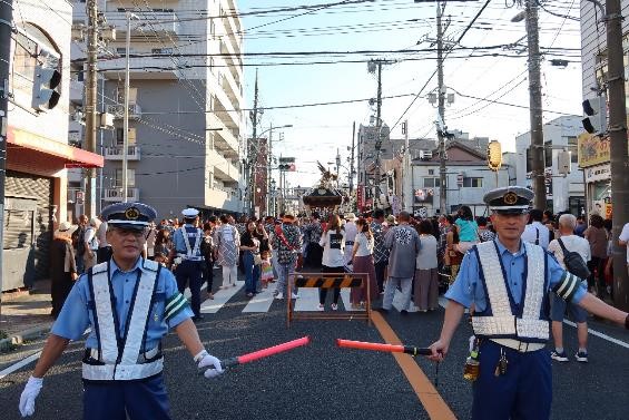 曽屋神社例大祭で指導部による交通警備を実施